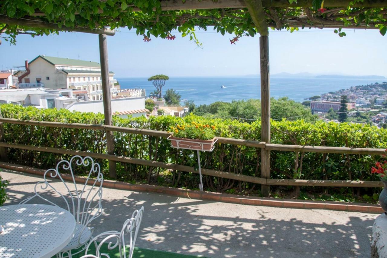 Guesthouse Coralba Casamicciola Terme Bagian luar foto